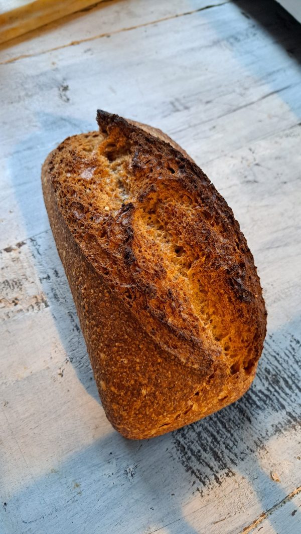 Spelt zuurdesembrood